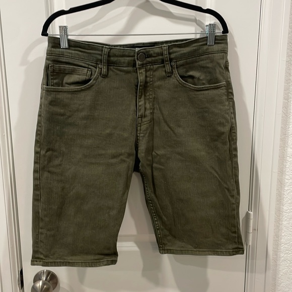 Jordan Craig Legacy Edition Dark Green Shorts Distressed Men’s Size 34 - Picture 1 of 16